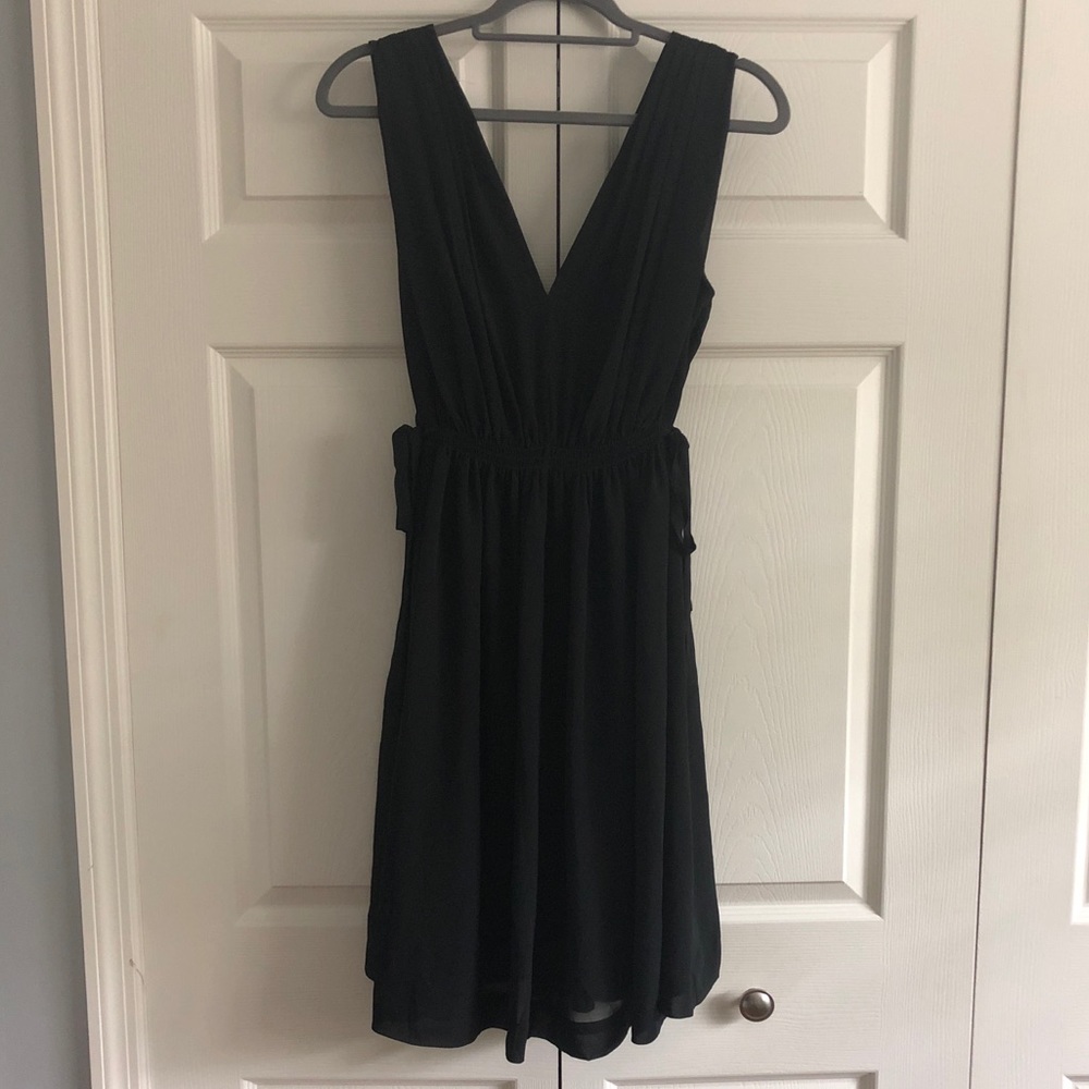Like New- Beautiful HD in Paris LBD from Anthro